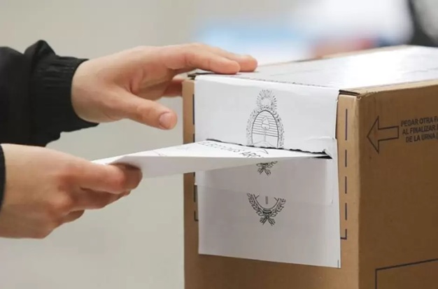 Qué pasa si no votaste en las últimas elecciones: requisitos y consecuencias de cara a octubre