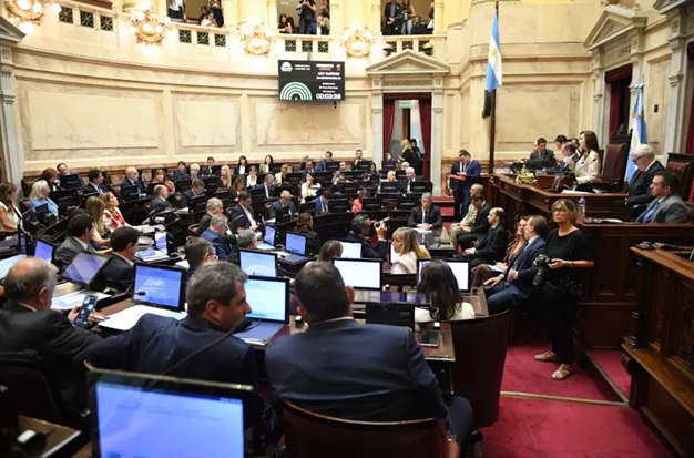 El oficialismo acelera el paso para sancionar la reforma laboral el 27 de febrero
